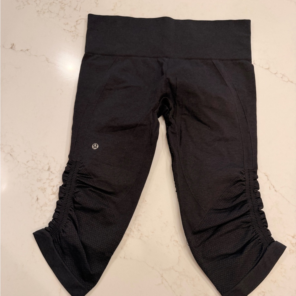 Lululemon Black Ruched Crop Leggings Run Training Yoga Pants Womens